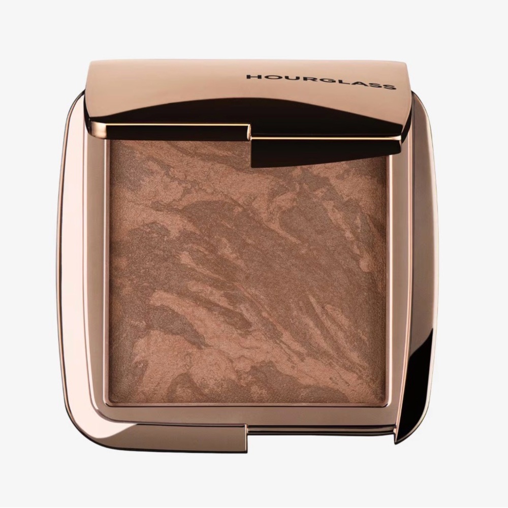 Hourglass Ambient Lighting Bronzer - Radiant Bronze Light
